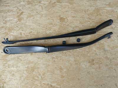 BMW Windshield Wipers (Left & Right Set) 61617182594 09-15 F01 740i 750i 760Li Hybrid 7